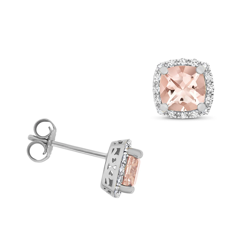 Oval shaped ring