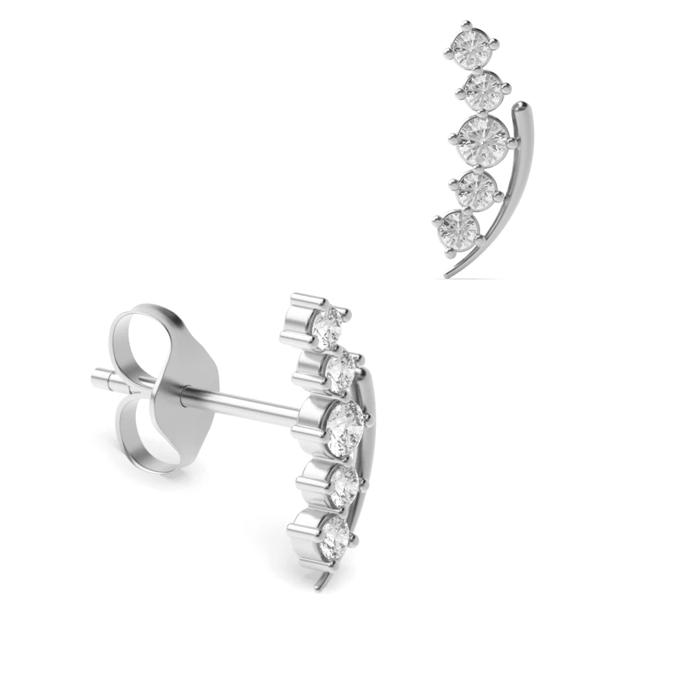 Oval shaped ring
