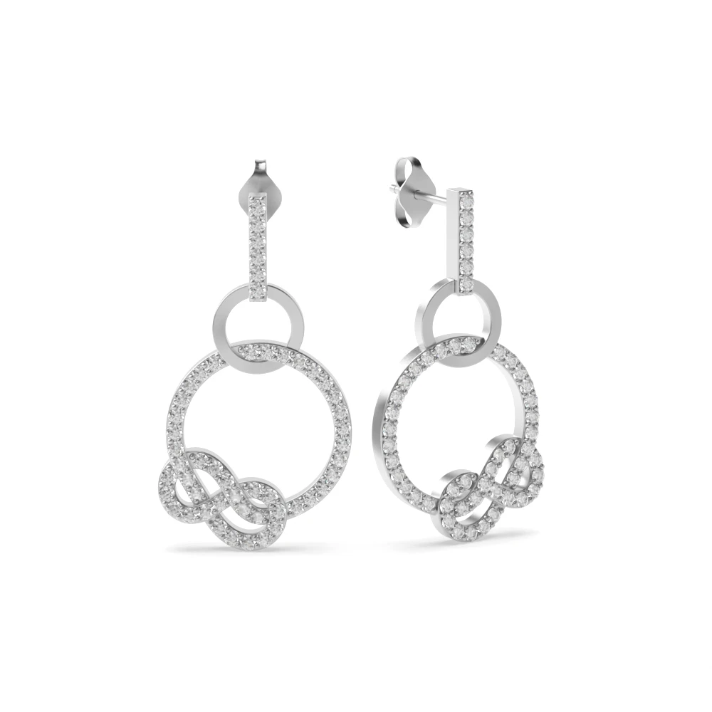 Oval shaped ring