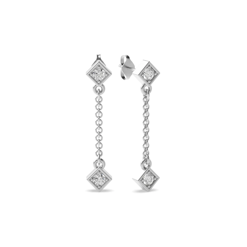 Oval shaped ring