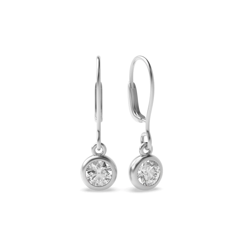 Oval shaped ring